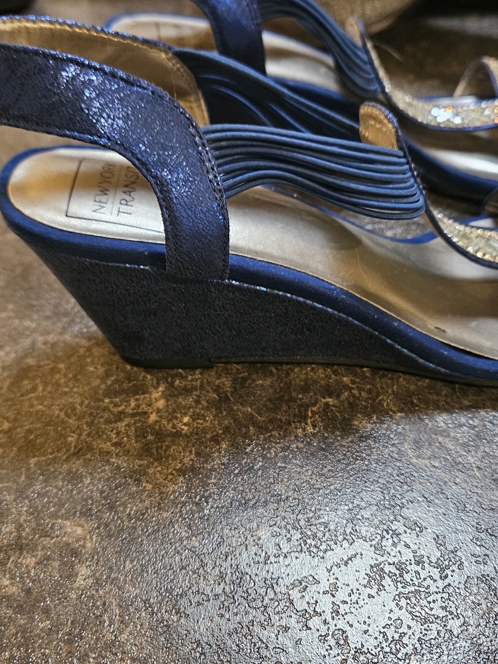 New Women's Navy Blue Embellished T-Strap Dress Sandals - Picture 3 of 7